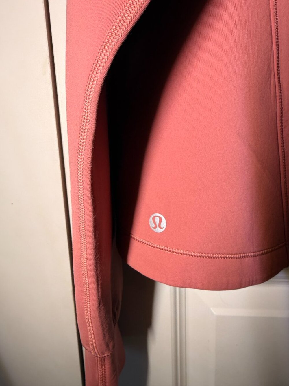 Lululemon Challenge Round Hoodie | Size 8 | Gray | Athleisure - Picture 3 of 5